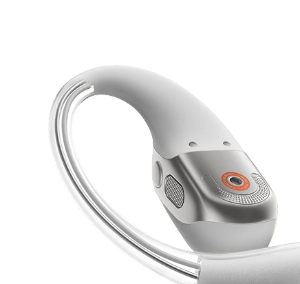 人間工学に基づいた<br>
柔軟なイヤーフック